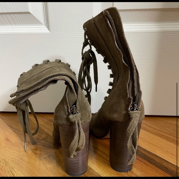 Peep toe boots - Picture 2 of 3